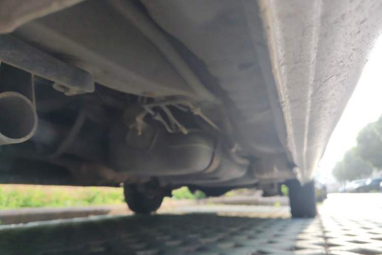 Used JAC Group Refine 2011 2.0L Shuttle Gasoline Comfort Edition HFC4GA3 Chassis Rear Left