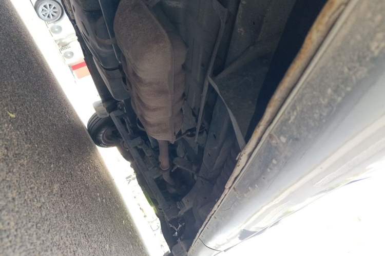 Used JAC Group Refine 2011 2.4L Xianghe Gasoline Standard Edition HFC4GA1-C Chassis Rear Right