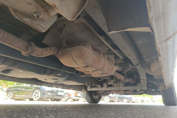 Used JAC Group Refine 2011 2.0L Shuttle Gasoline Comfort Edition HFC4GA3 Chassis Rear Right
