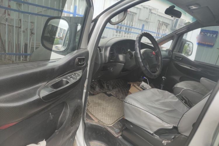 Used JAC Group Refine 2011 2.0L Shuttle Gasoline Comfort Edition HFC4GA3 Driver Seat