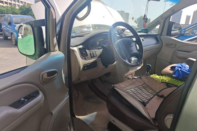 Used JAC Group Refine 2011 2.4L Government Procurement Version Manual Luxury Trim Driver Seat