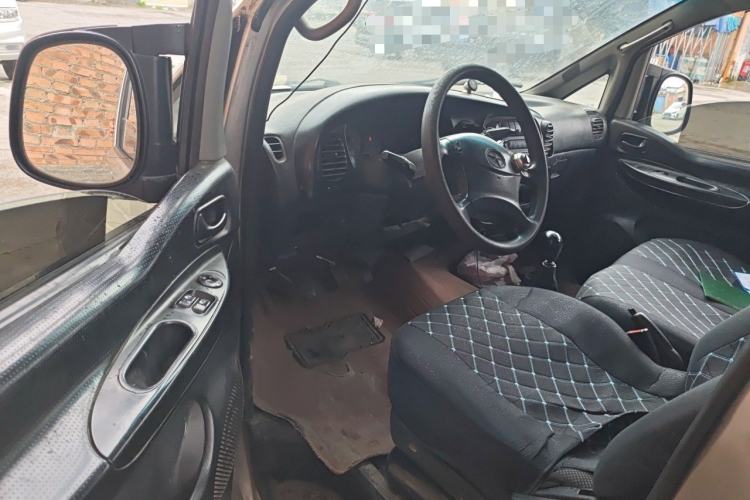 Used JAC Group Refine 2011 2.0L Shuttle Gasoline Comfort Edition HFC4GA3 Driver Seat