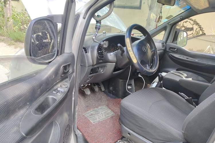 Used JAC Group Refine 2011 2.0L Shuttle Gasoline Standard Edition HFC4GA3 Driver Seat