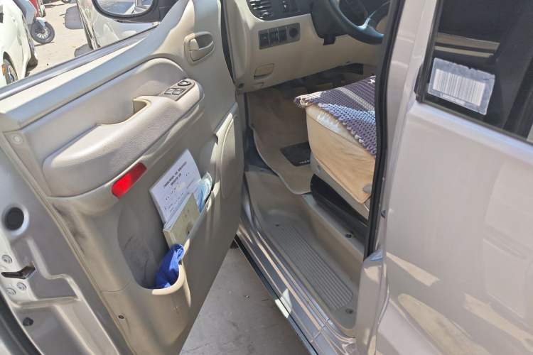 Used JAC Group Refine 2011 2.4L Government Procurement Version Manual Luxury Trim Driver Seat