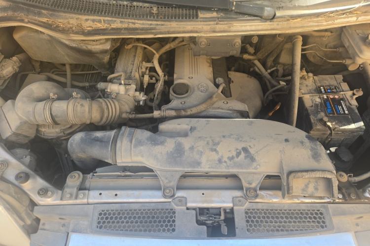 Used JAC Group Refine 2011 2.4L Government Procurement Version Manual Luxury Trim Engine Bay