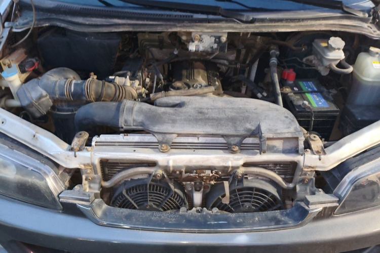 Used JAC Group Refine 2011 2.0L Shuttle Gasoline Standard Edition HFC4GA3 Engine Bay
