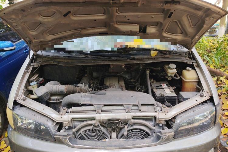 Used JAC Group Refine 2011 2.0L Shuttle Gasoline Standard Edition HFC4GA3 Engine Bay