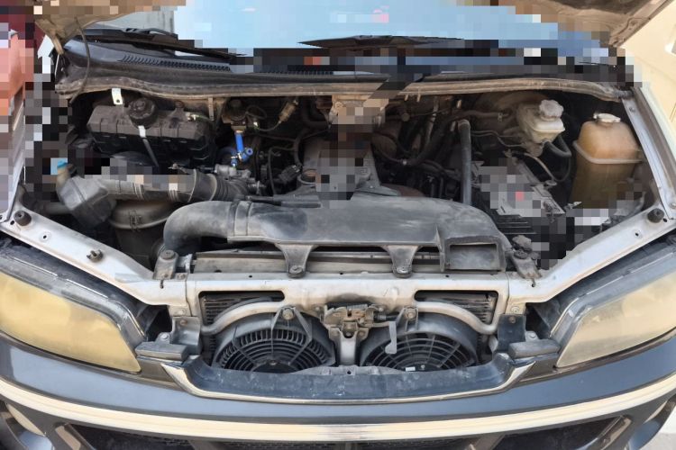 Used JAC Group Refine 2011 2.4L Colorful Journey Gasoline Standard Edition HFC4GA1-C Engine Bay