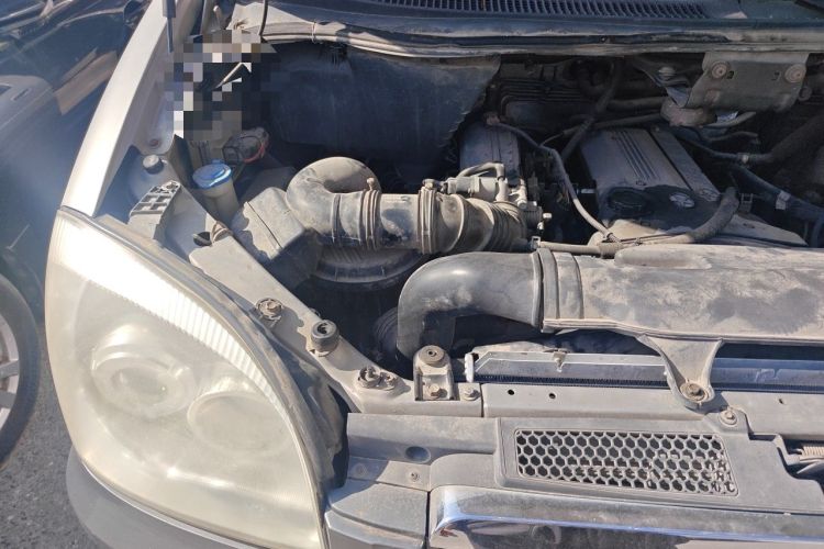 Used JAC Group Refine 2011 2.4L Government Procurement Version Manual Luxury Trim Engine Bay Right