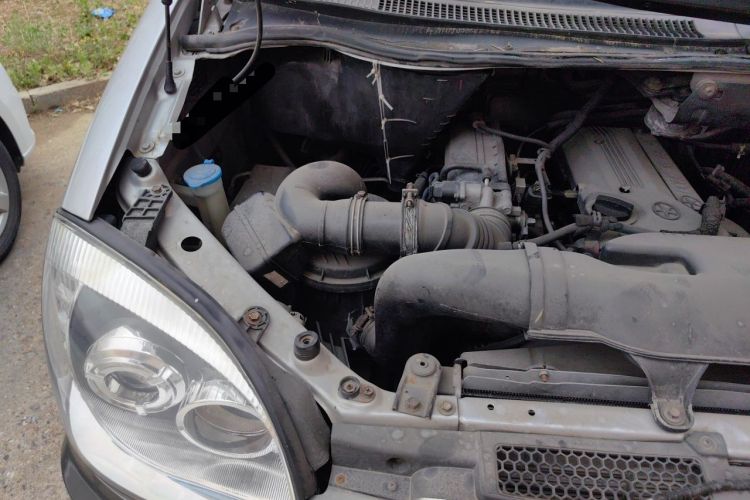 Used JAC Group Refine 2011 2.4L Government Procurement Version Manual Luxury Trim Engine Bay Right