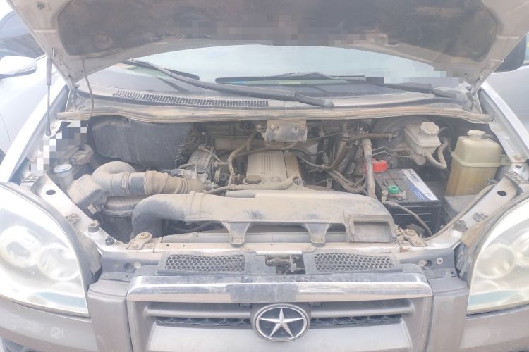 Used JAC Group Refine 2011 2.4L Government Procurement Version Manual Luxury Trim Engine Bay