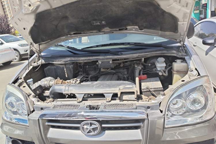 Used JAC Group Refine 2011 2.4L Government Procurement Version Manual Luxury Trim Engine Bay