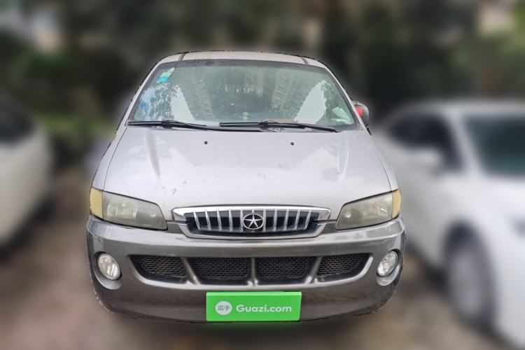 Used JAC Group Refine 2011 2.0L Shuttle Gasoline Standard Edition HFC4GA3 Front