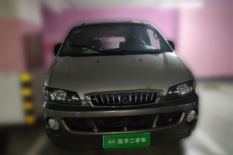 Used JAC Group Refine 2011 2.0L Shuttle Gasoline Comfort Edition HFC4GA3 Front