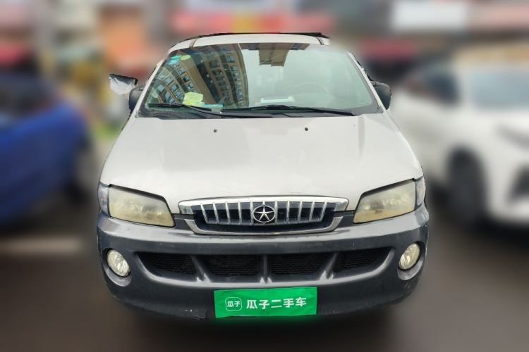 Used JAC Group Refine 2011 2.0L Shuttle Gasoline Standard Edition HFC4GA3 Front