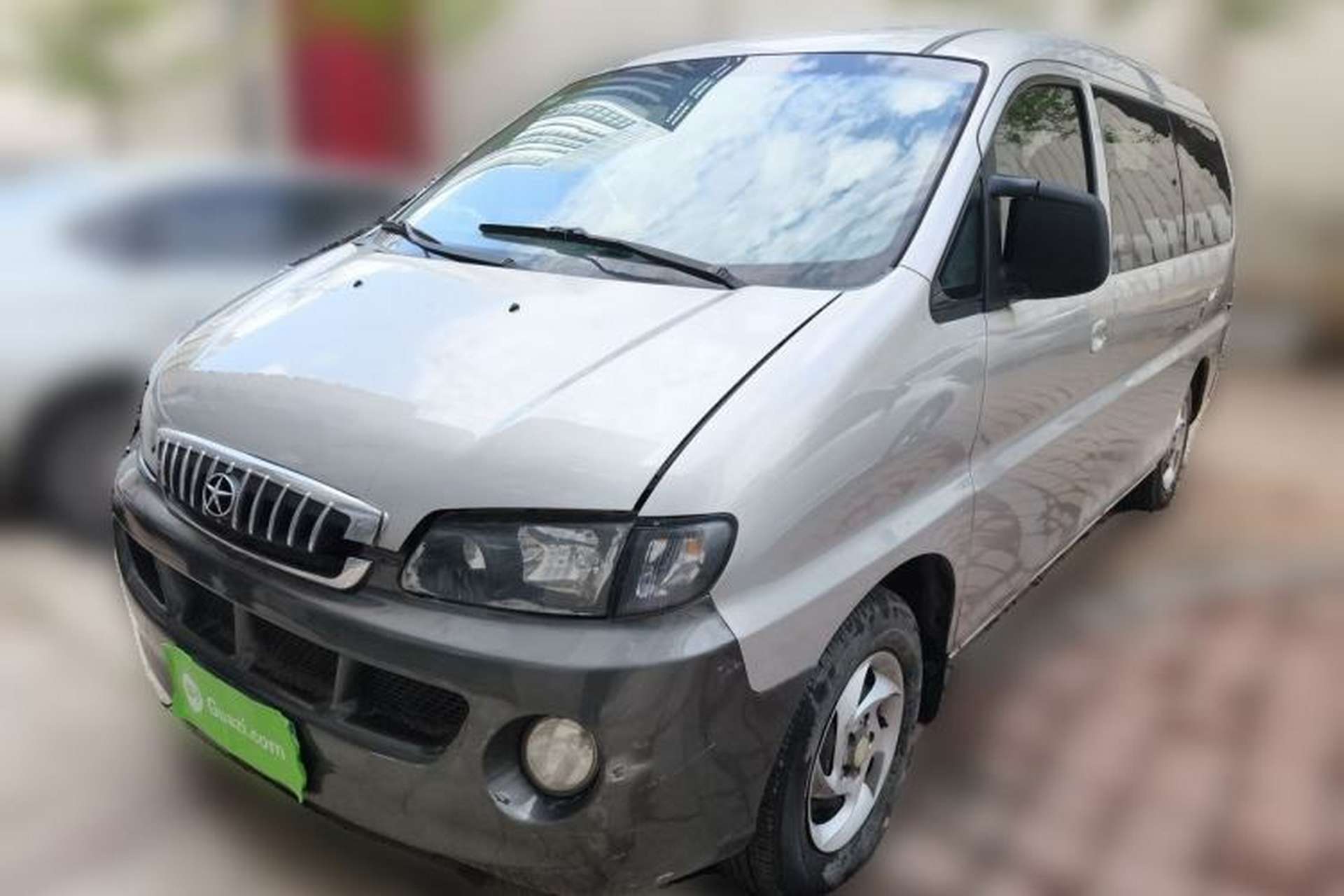 Used JAC Group Refine 2011 2.0L Shuttle Gasoline Standard Edition HFC4GA3 Front Left 45 Deg