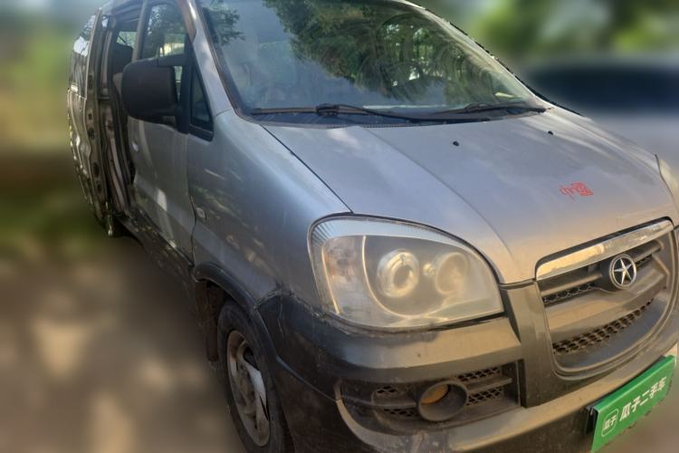 Used JAC Group Refine 2011 2.4L Government Procurement Version Manual Luxury Trim Front Right 45 Deg