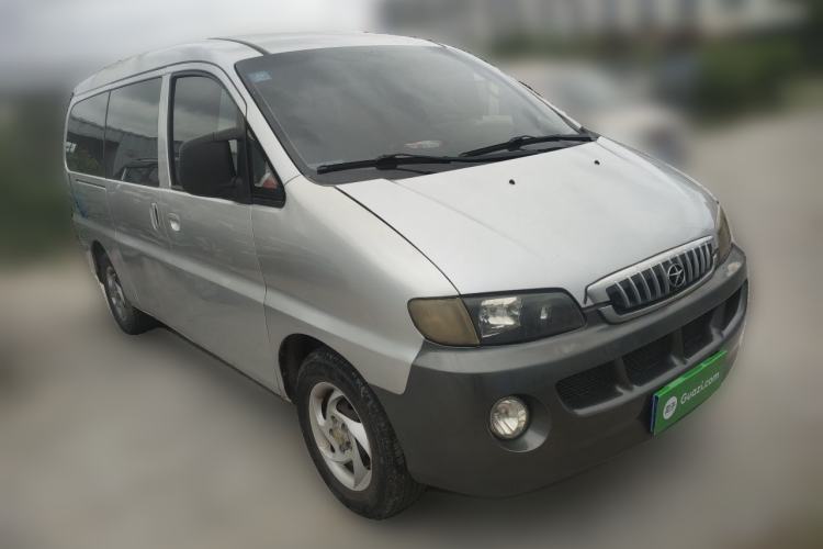 Used JAC Group Refine 2011 2.0L Shuttle Gasoline Comfort Edition HFC4GA3 Front Right 45 Deg