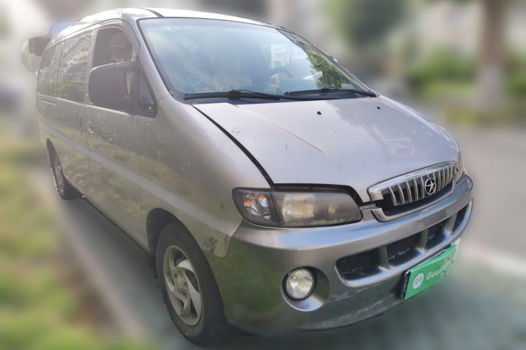 Used JAC Group Refine 2011 2.0L Shuttle Gasoline Comfort Edition HFC4GA3 Front Right 45 Deg