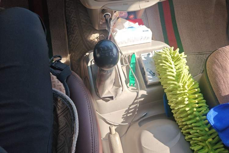 Used JAC Group Refine 2011 2.4L Government Procurement Version Manual Luxury Trim Gear Lever