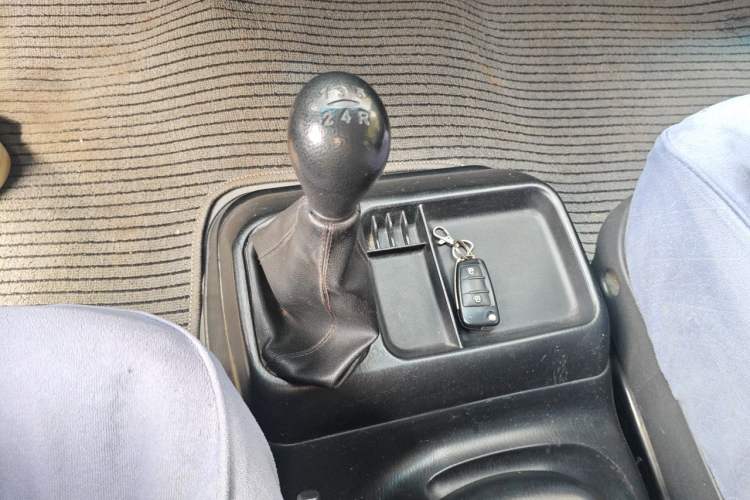 Used JAC Group Refine  Gear Lever