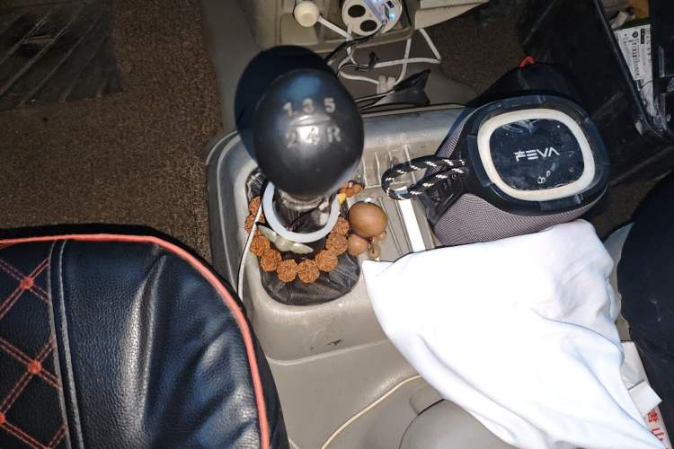 Used JAC Group Refine 2011 2.4L Colorful Journey Gasoline Standard Edition HFC4GA1-C Gear Lever