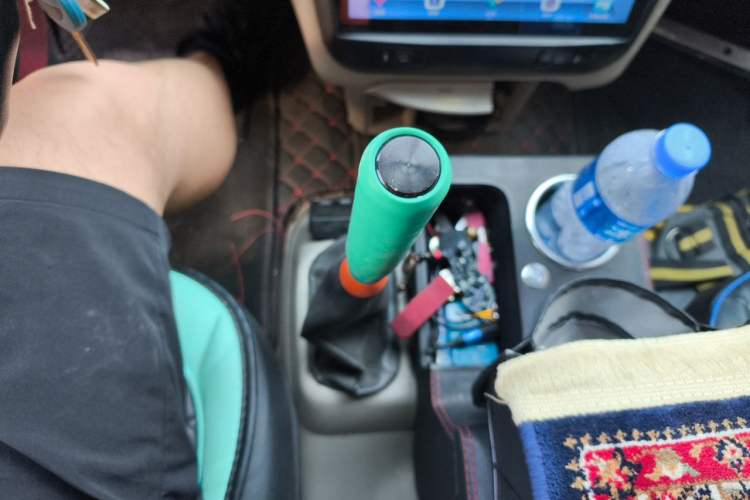 Used JAC Group Refine 2011 2.4L Colorful Journey Gasoline Standard Edition HFC4GA1-C Gear Lever