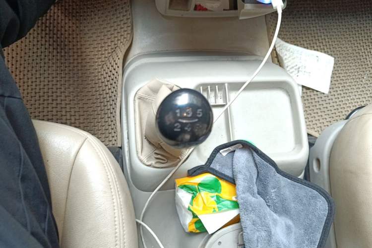 Used JAC Group Refine 2011 2.4L Xianghe Gasoline Standard Edition HFC4GA1-C Gear Lever