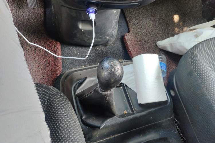 Used JAC Group Refine 2011 2.0L Shuttle Gasoline Standard Edition HFC4GA3 Gear Lever