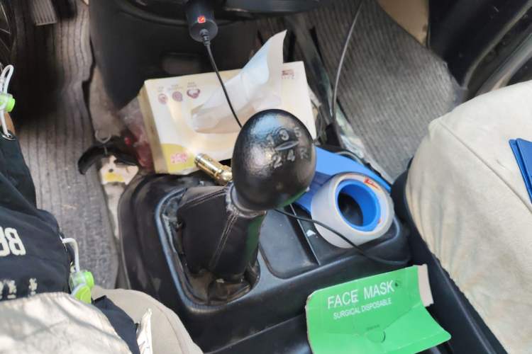 Used JAC Group Refine 2011 2.0L Shuttle Gasoline Comfort Edition HFC4GA3 Gear Lever