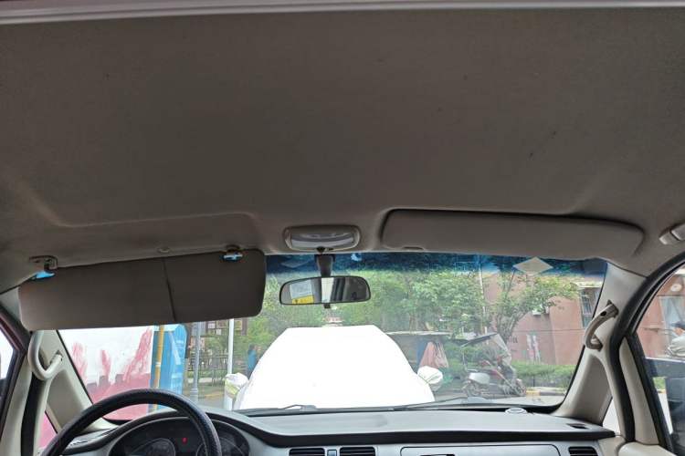 Used JAC Group Refine 2011 2.4L Colorful Journey Gasoline Standard Edition HFC4GA1-C Headliner