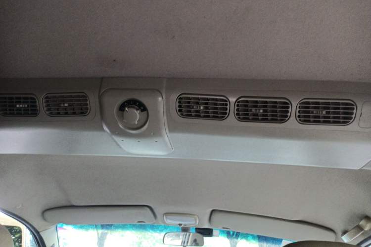 Used JAC Group Refine 2011 2.4L Government Procurement Version Manual Luxury Trim Headliner