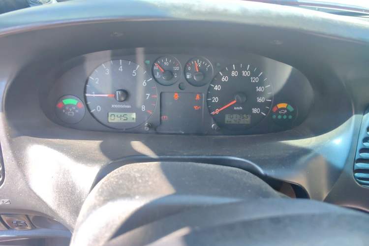 Used JAC Group Refine 2011 2.0L Shuttle Gasoline Comfort Edition HFC4GA3 Instrument Cluster