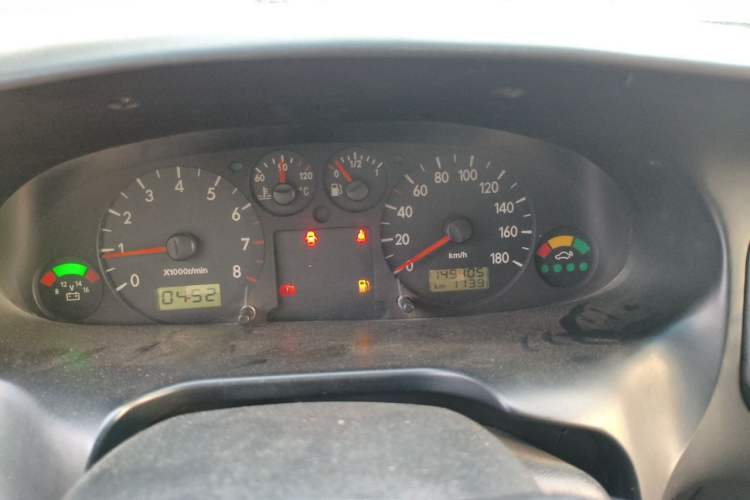 Used JAC Group Refine 2011 2.0L Shuttle Gasoline Standard Edition HFC4GA3 Instrument Cluster