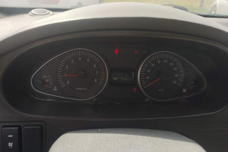 Used JAC Group Refine 2011 2.4L Government Procurement Version Manual Luxury Trim Instrument Cluster