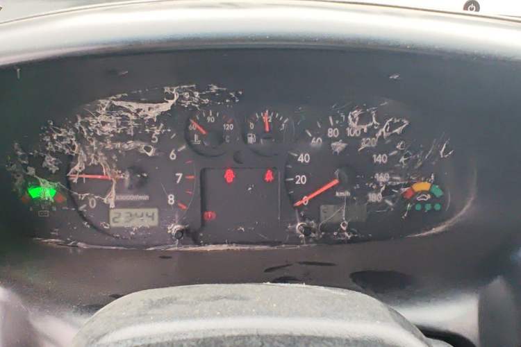 Used JAC Group Refine 2011 2.0L Shuttle Gasoline Standard Edition HFC4GA3 Instrument Cluster