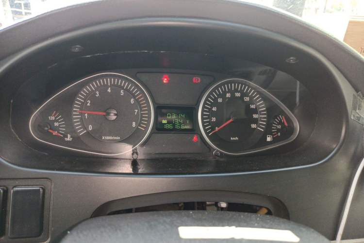Used JAC Group Refine 2011 2.4L Government Procurement Version Manual Luxury Trim Instrument Cluster