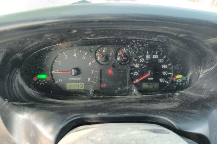 Used JAC Group Refine 2011 2.0L Shuttle Gasoline Standard Edition HFC4GA3 Instrument Cluster
