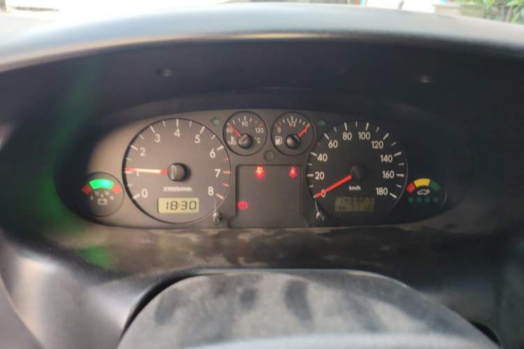Used JAC Group Refine 2011 2.0L Shuttle Gasoline Comfort Edition HFC4GA3 Instrument Cluster