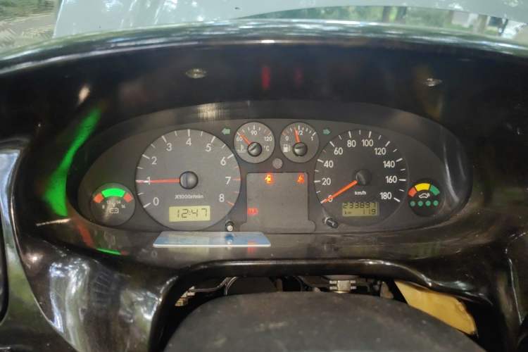 Used JAC Group Refine 2011 2.0L Shuttle Gasoline Standard Edition HFC4GA3 Instrument Cluster
