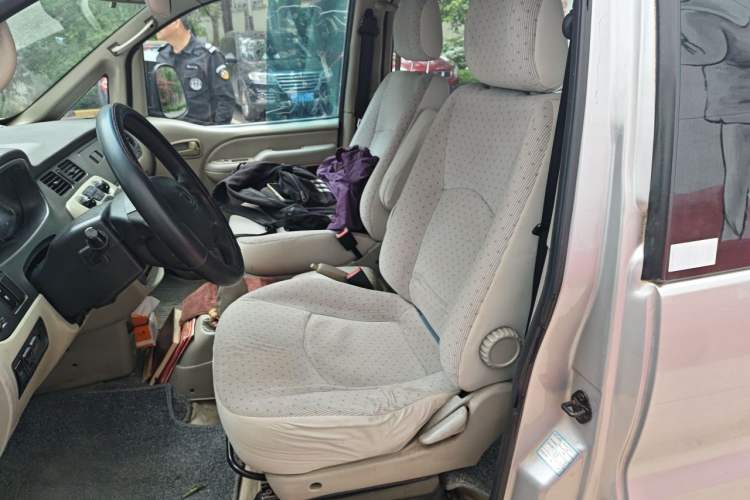 Used JAC Group Refine 2011 2.4L Colorful Journey Gasoline Standard Edition HFC4GA1-C Left Front Seat