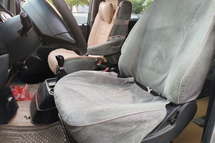 Used JAC Group Refine 2011 2.0L Shuttle Gasoline Standard Edition HFC4GA3 Left Front Seat