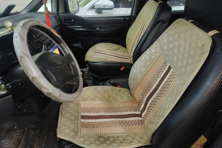 Used JAC Group Refine 2011 2.0L Shuttle Gasoline Standard Edition HFC4GA3 Left Front Seat
