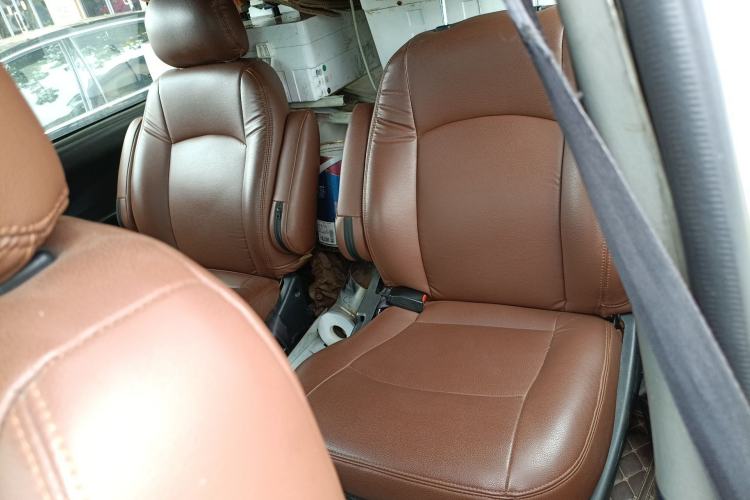 Used JAC Group Refine 2011 2.8T Shuttle Diesel Standard Version HFC4DA1-2B1 Left Rear Seat