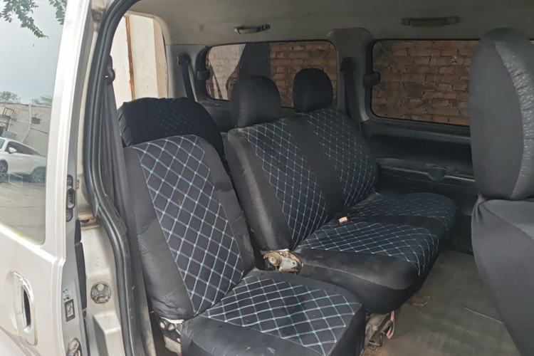 Used JAC Group Refine 2011 2.0L Shuttle Gasoline Comfort Edition HFC4GA3 Left Rear Seat