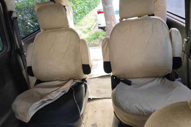 Used JAC Group Refine 2011 2.0L Shuttle Gasoline Comfort Edition HFC4GA3 Left Rear Seat