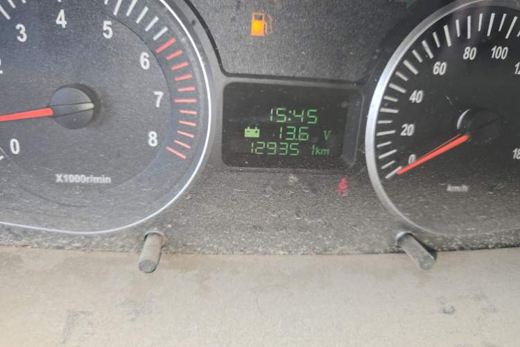 Used JAC Group Refine 2011 2.0L Government Procurement Version Manual Luxury Trim Odometer Close Up