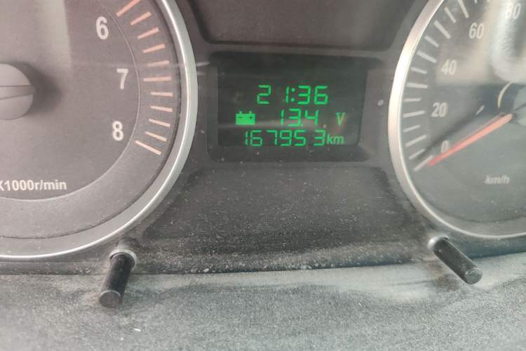 Used JAC Group Refine 2011 2.4L Government Procurement Version Manual Luxury Trim Odometer Close Up