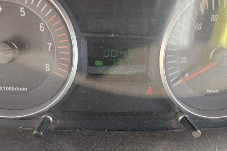 Used JAC Group Refine 2011 2.4L Government Procurement Version Manual Luxury Trim Odometer Close Up