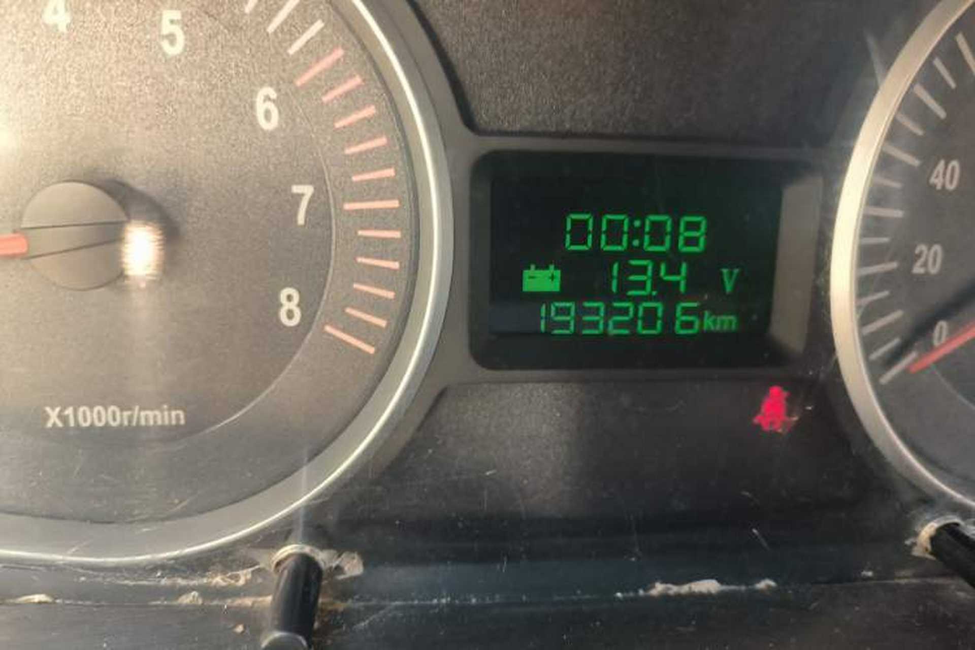Used JAC Group Refine 2011 2.4L Government Procurement Version Manual Luxury Trim Odometer Close Up